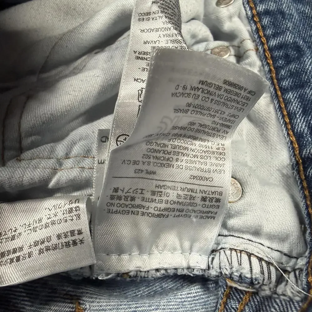 Levis 505 Jeans Mens 38x30 Light Wash Regular Fit Straight Leg Distressed Hems
